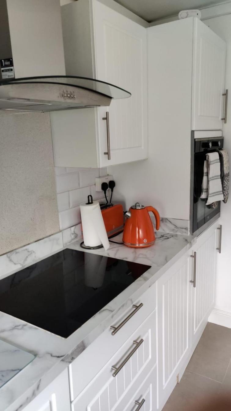 2 Bed Solihull Near Nec Airport, Jlr, Resort Wrld 외부 사진